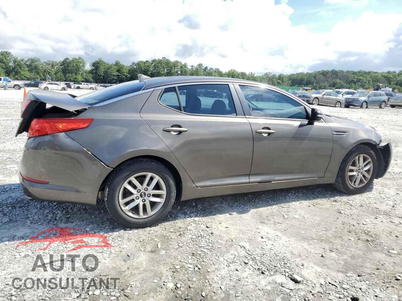KIA OPTIMA 2011 - KNAGM4A78B5152617