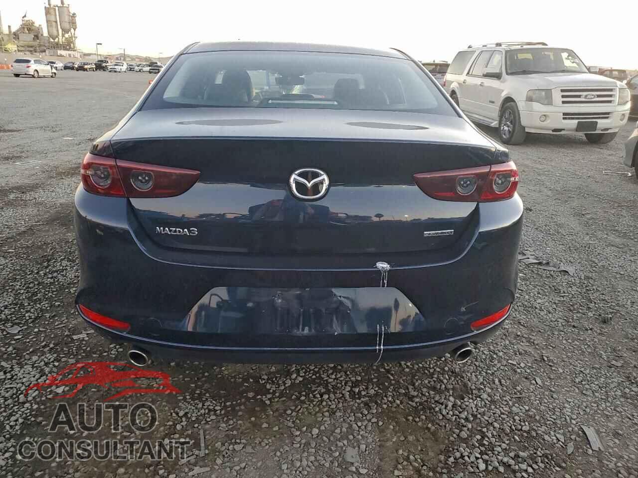 MAZDA 3 2021 - JM1BPABL1M1303421