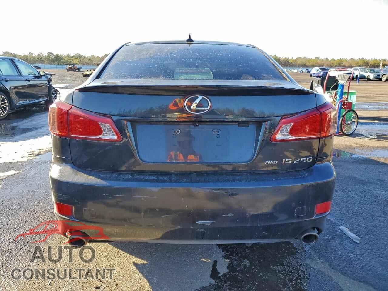 LEXUS IS 2011 - JTHCF5C22B2034968