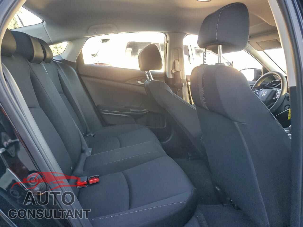 HONDA CIVIC 2019 - 2HGFC2F60KH565261