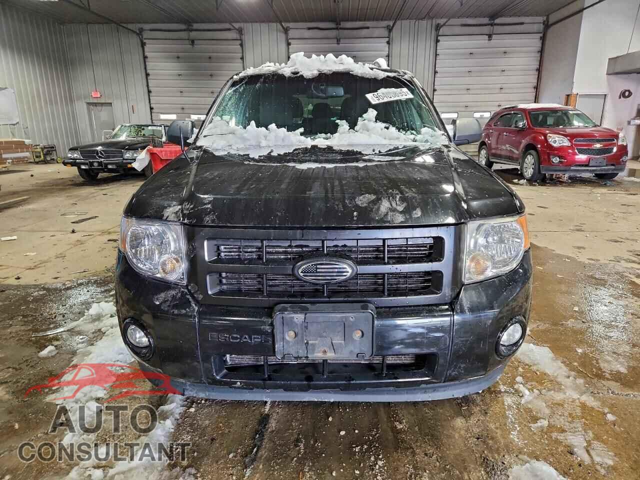 FORD ESCAPE 2011 - 1FMCU9D76BKB54566