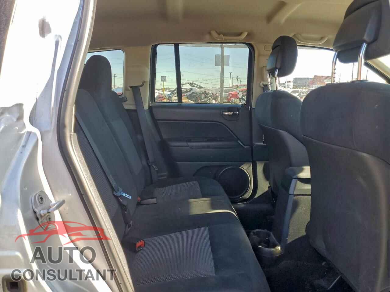 JEEP COMPASS 2011 - 1J4NT1FB9BD195078