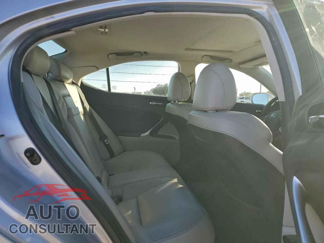 LEXUS IS 2012 - JTHBF5C29C5170736