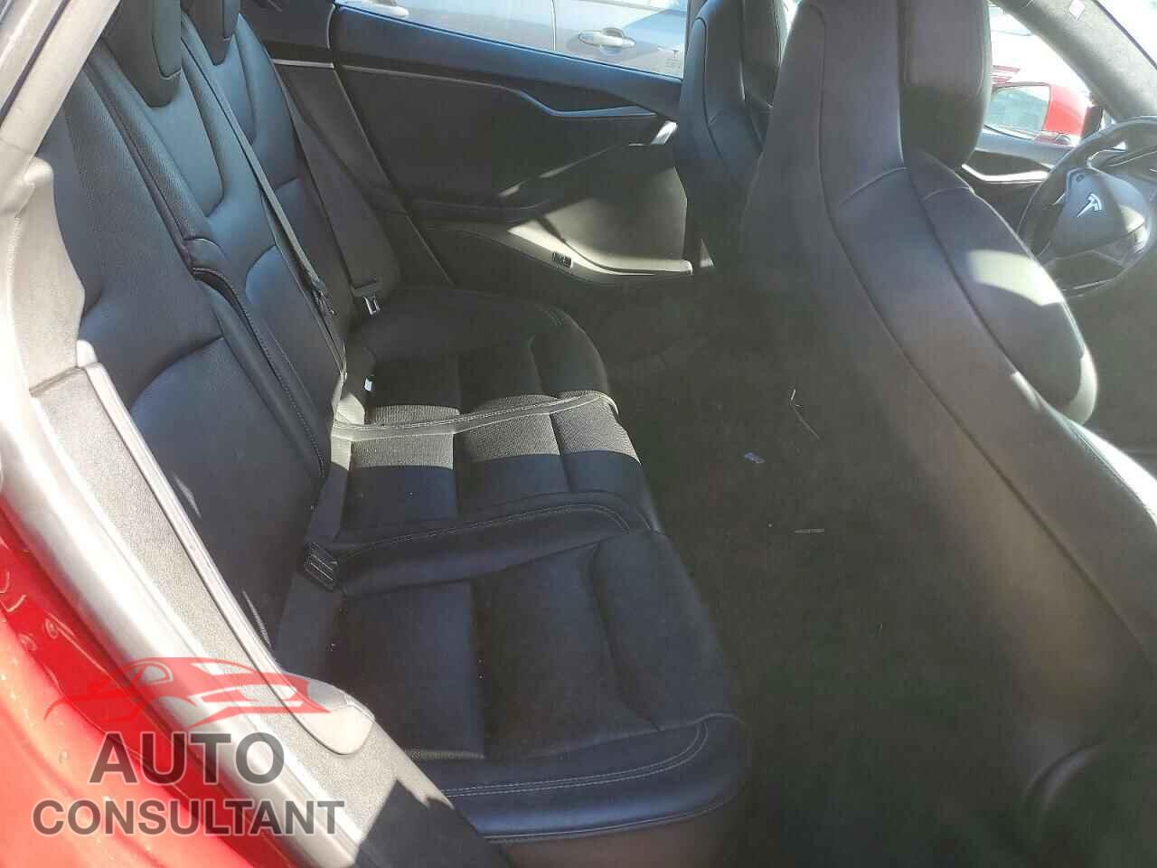 TESLA MODEL S 2018 - 5YJSA1E44JF263652