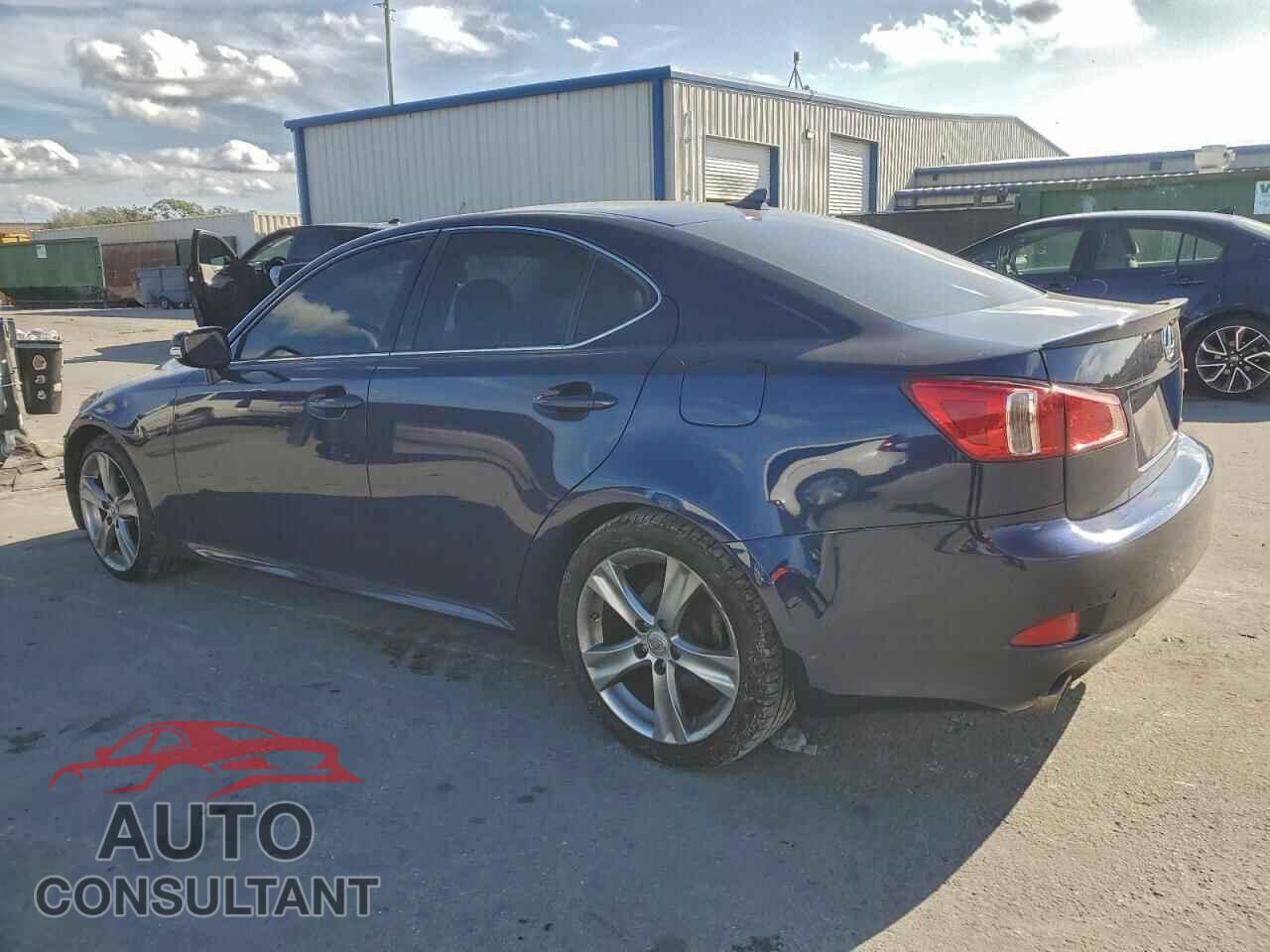 LEXUS IS 2011 - JTHBF5C20B5138837