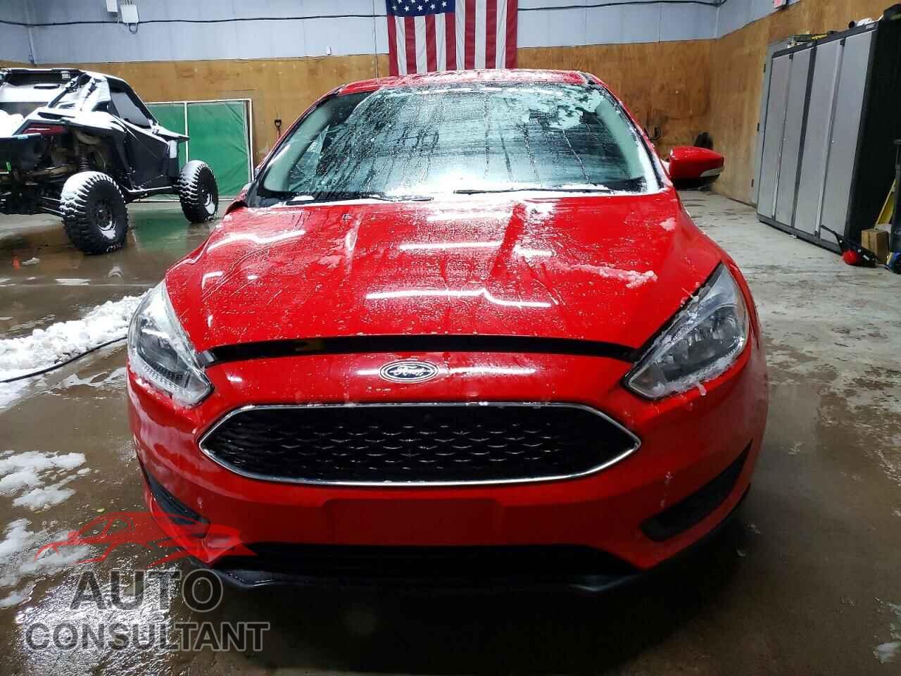 FORD FOCUS 2015 - 1FADP3F21FL329536