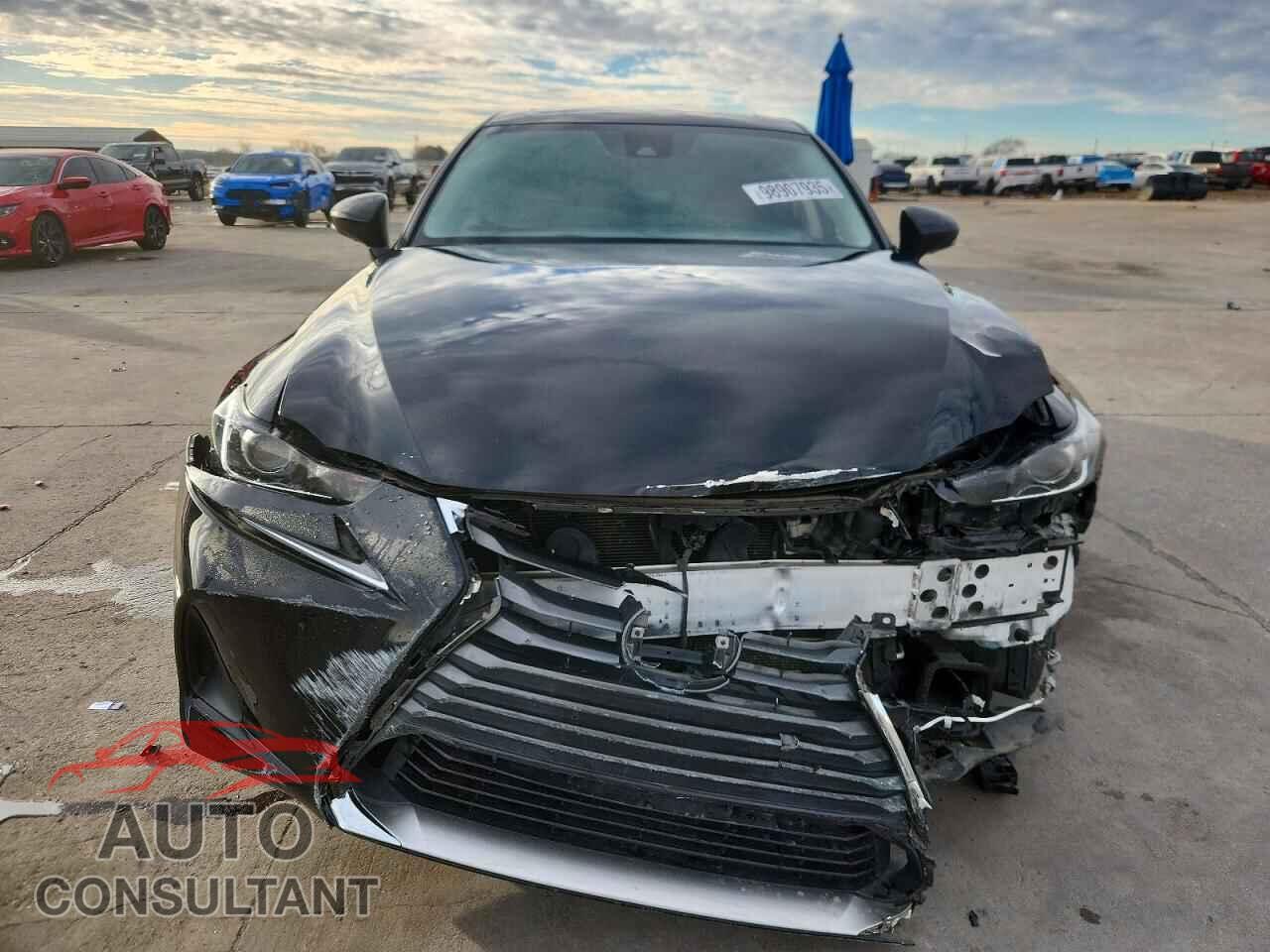 LEXUS IS 2020 - JTHAA1D21L5108541