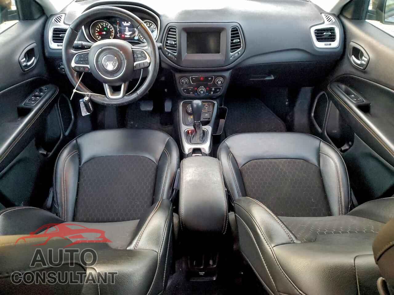 JEEP COMPASS 2020 - 3C4NJDBB7LT150302