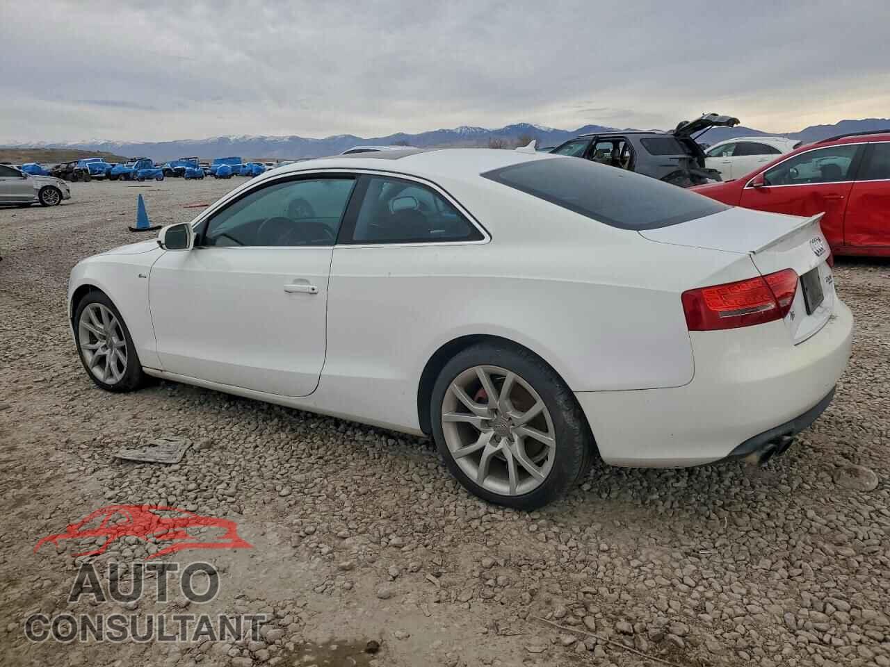 AUDI A5 2012 - WAULFAFR7CA000564