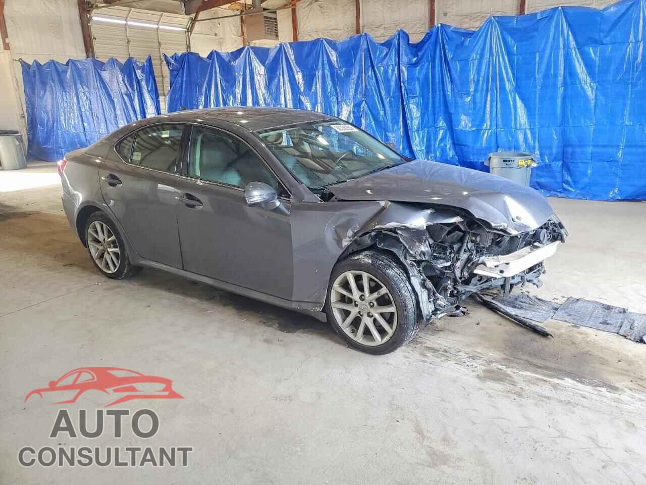 LEXUS IS 2012 - JTHCF5C20C5054314
