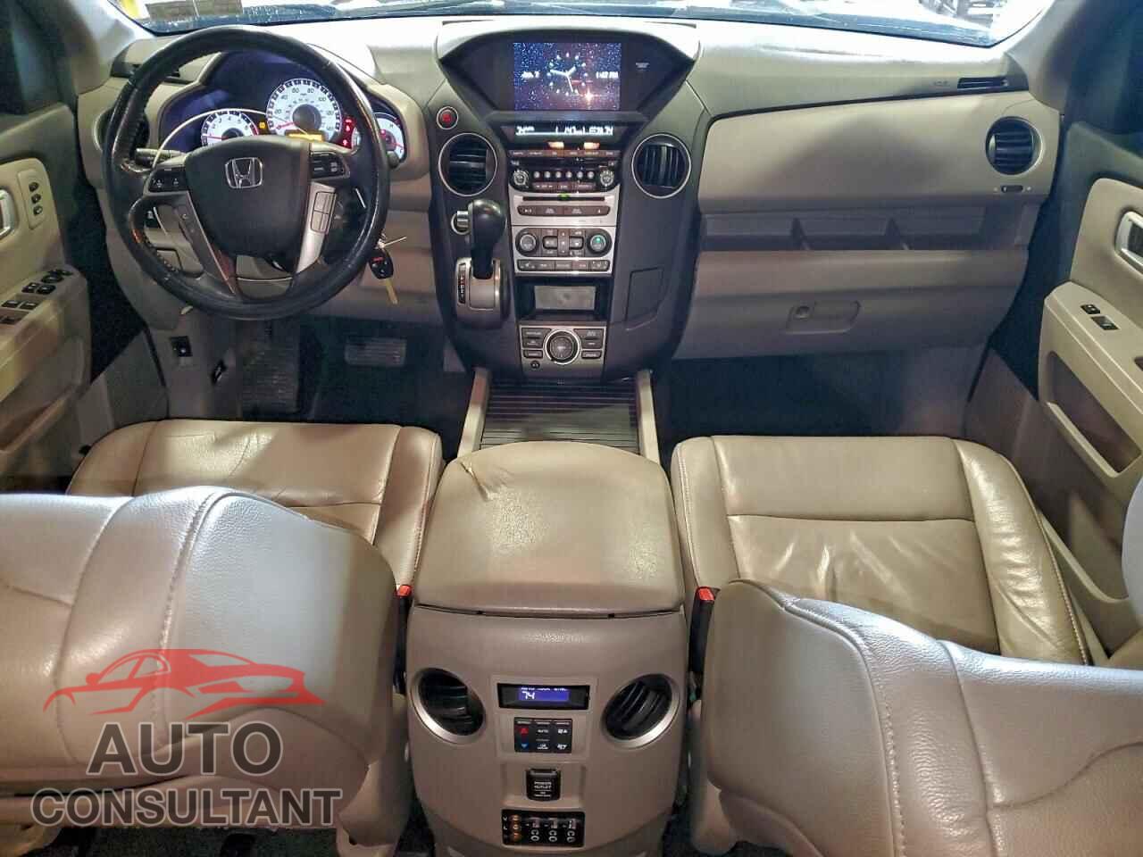 HONDA PILOT 2013 - 5FNYF4H9XDB070883