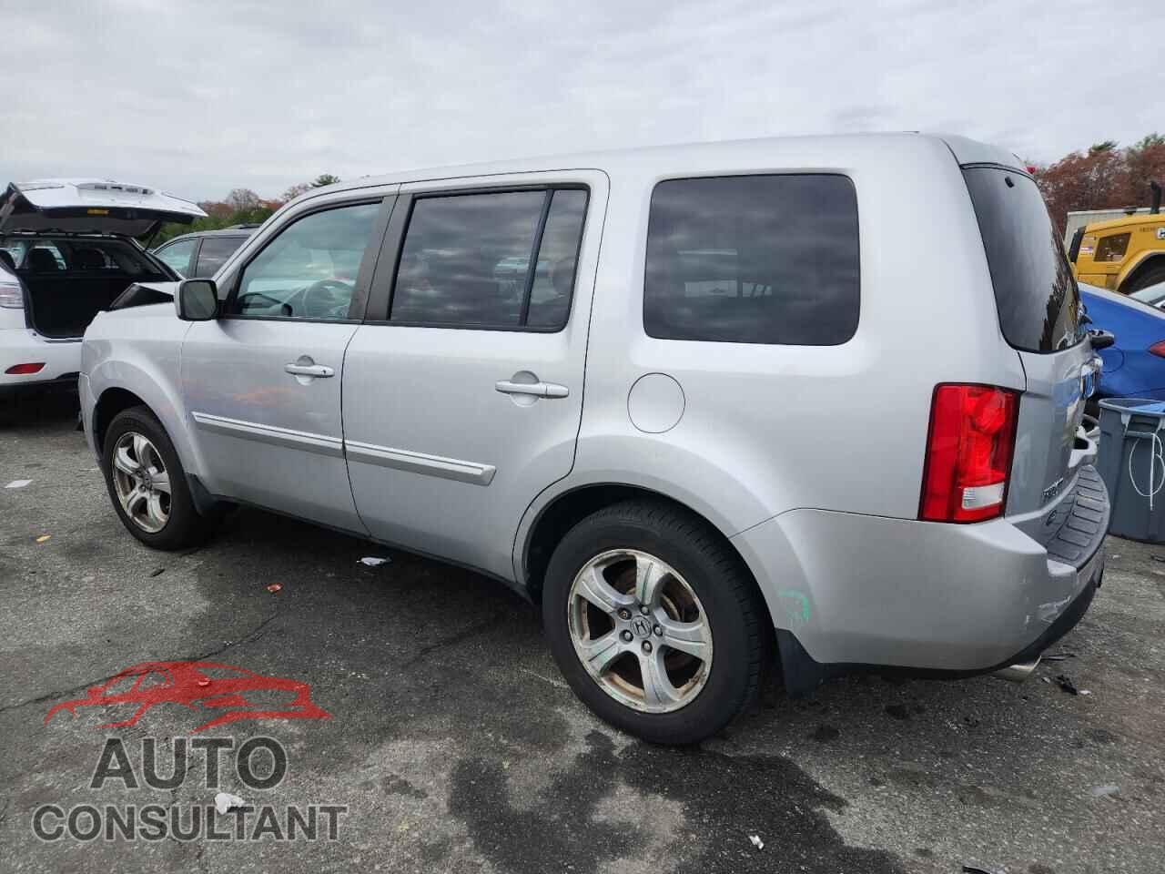 HONDA PILOT 2012 - 5FNYF4H5XCB058633