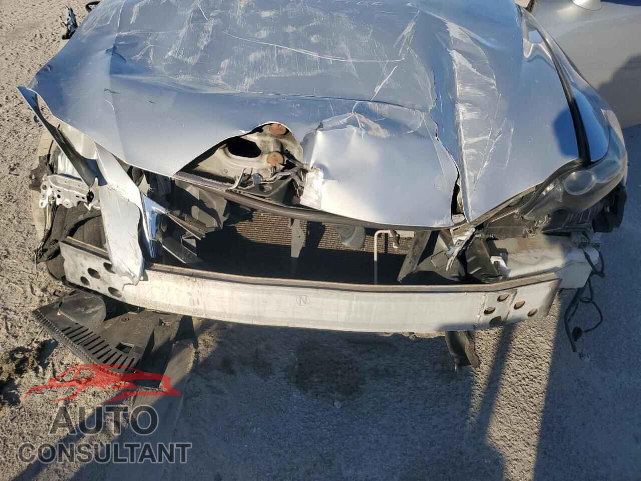 LEXUS IS 2014 - JTHCF1D23E5006395
