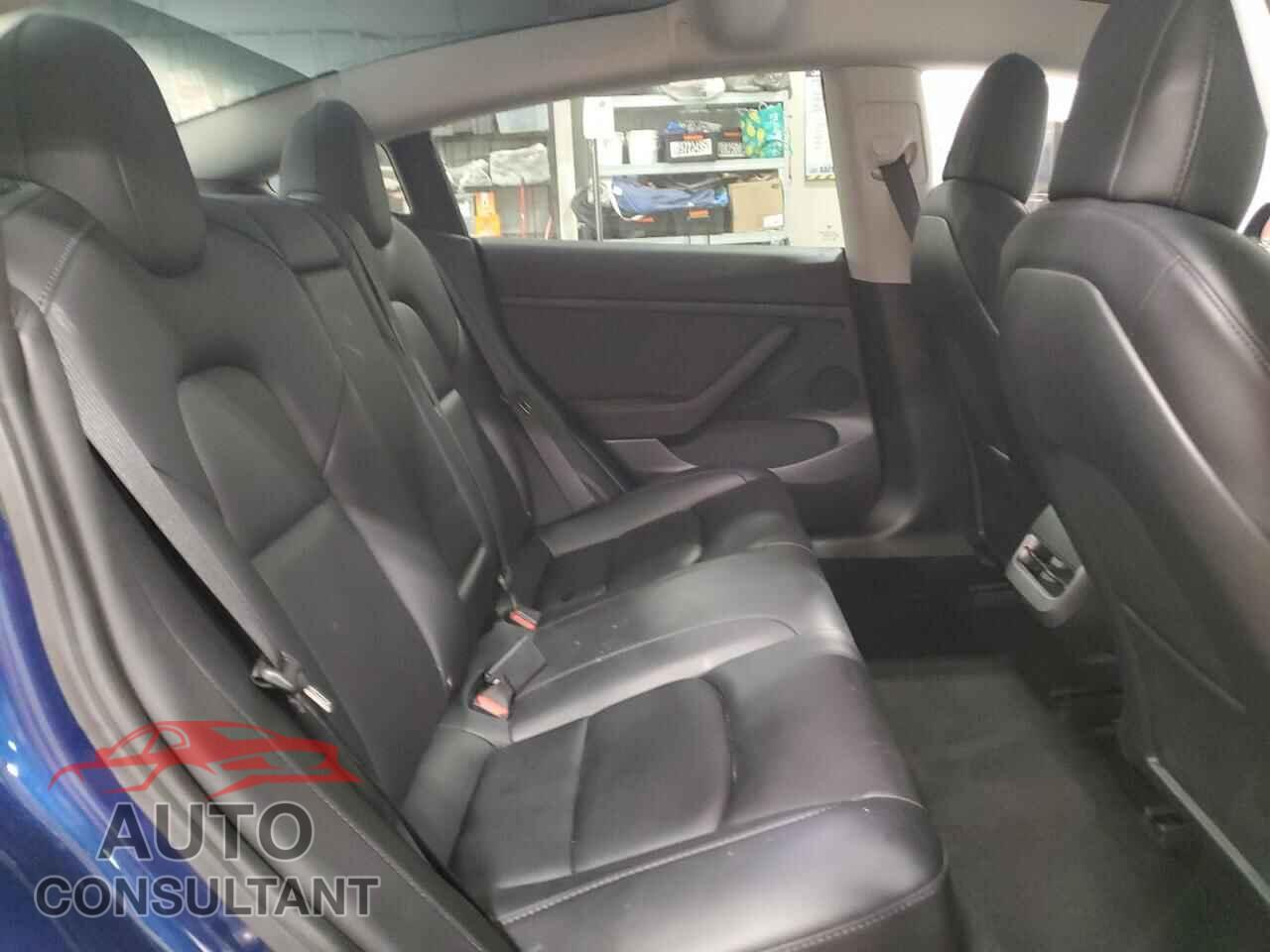 TESLA MODEL 3 2021 - 5YJ3E1EB2MF960572