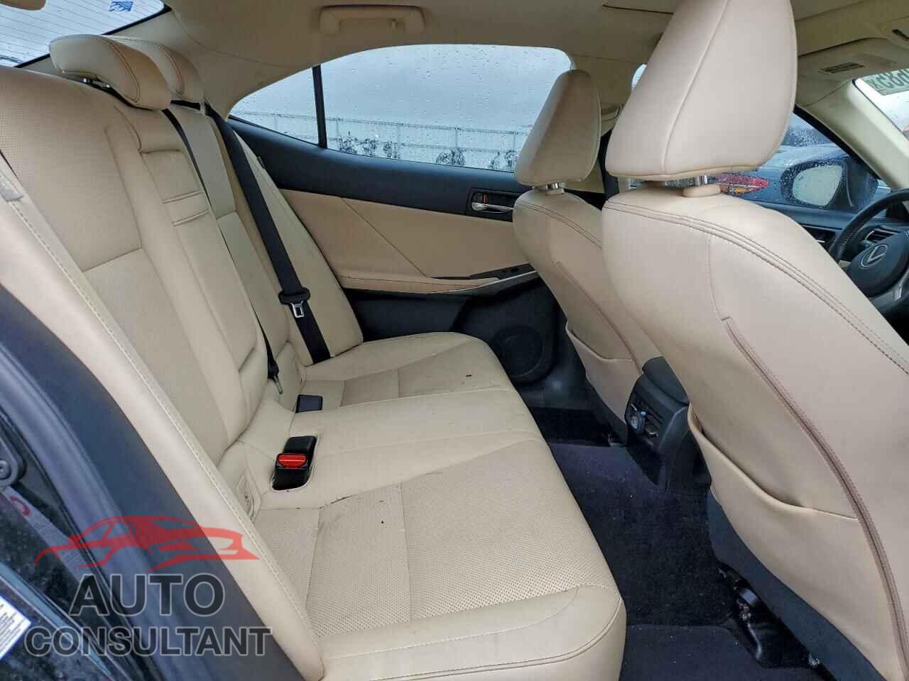 LEXUS IS 2014 - JTHBF1D29E5015243