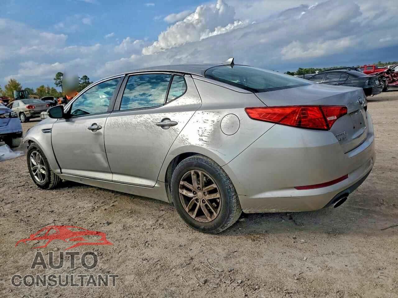 KIA OPTIMA 2013 - KNAGM4A77D5441040