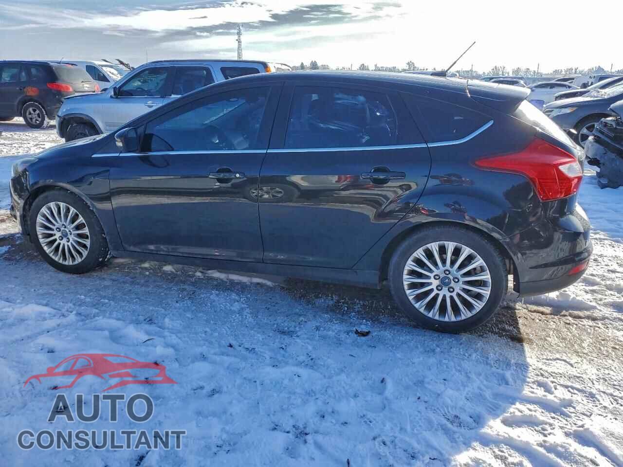 FORD FOCUS 2012 - 1FAHP3N27CL380313