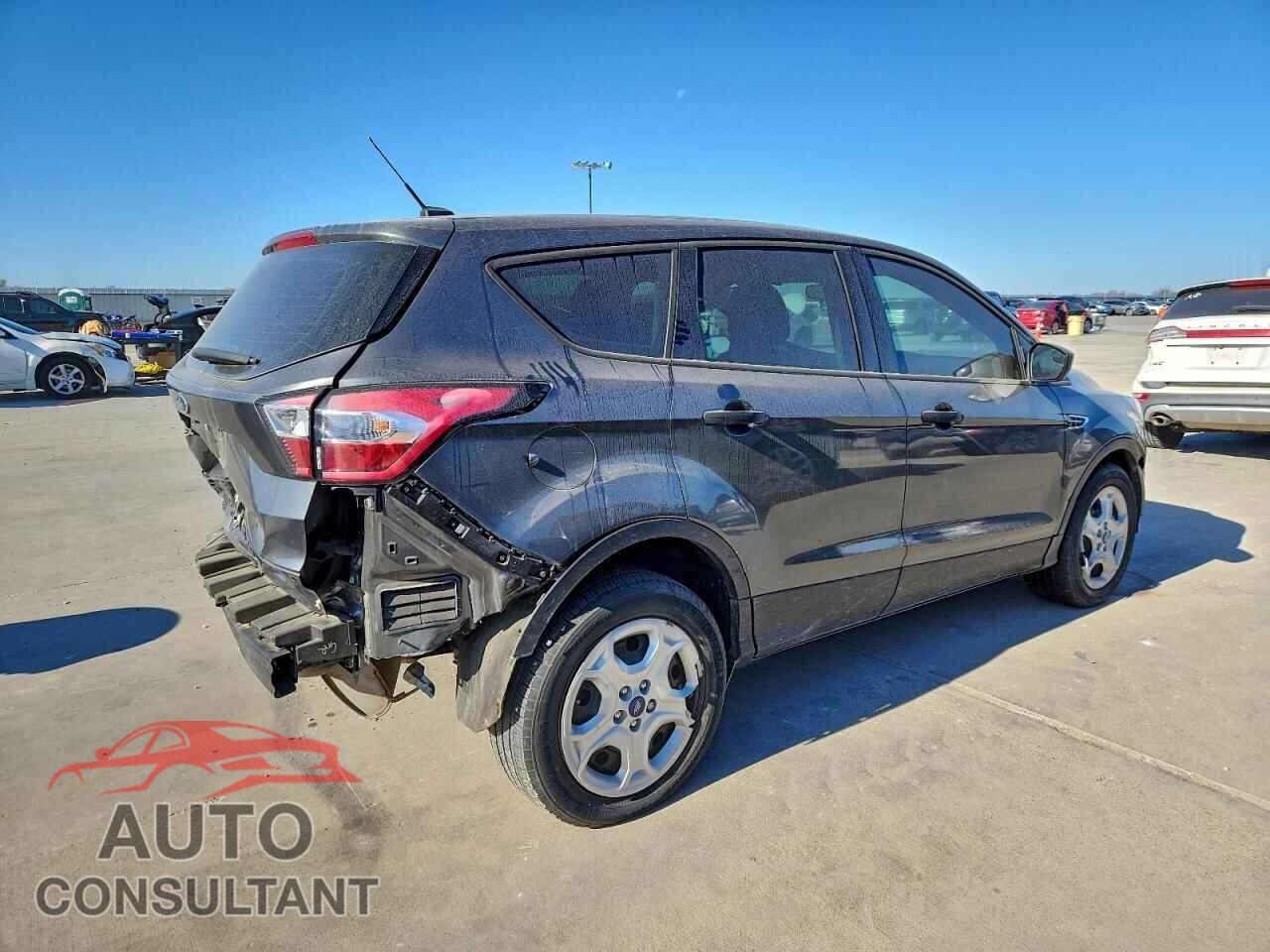 FORD ESCAPE 2017 - 1FMCU0F7XHUC00700