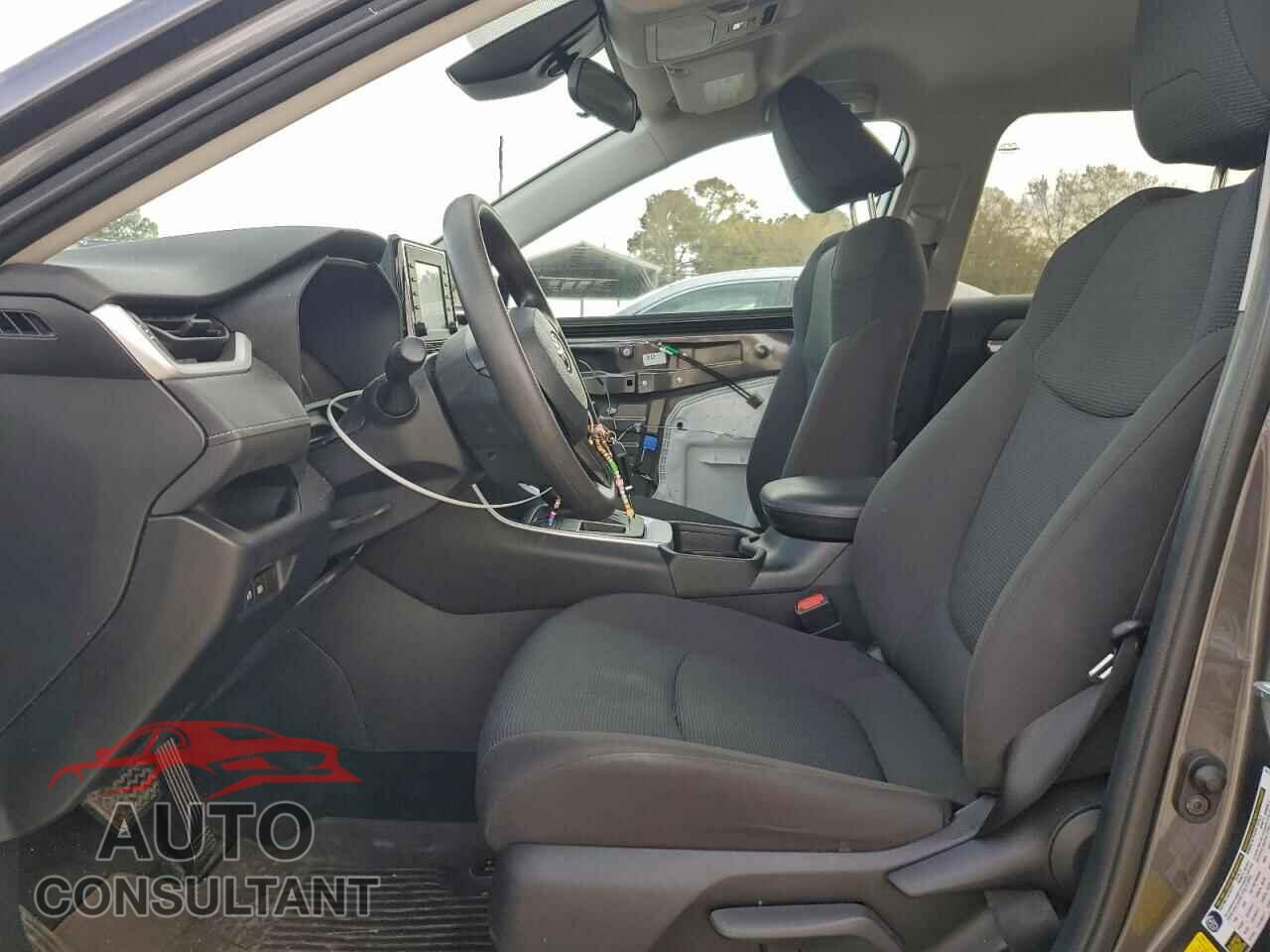 TOYOTA RAV4 2021 - 2T3H1RFV8MC163473
