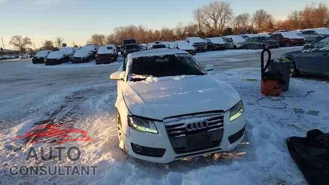 AUDI A5 2011 - WAUVFAFR5BA045607