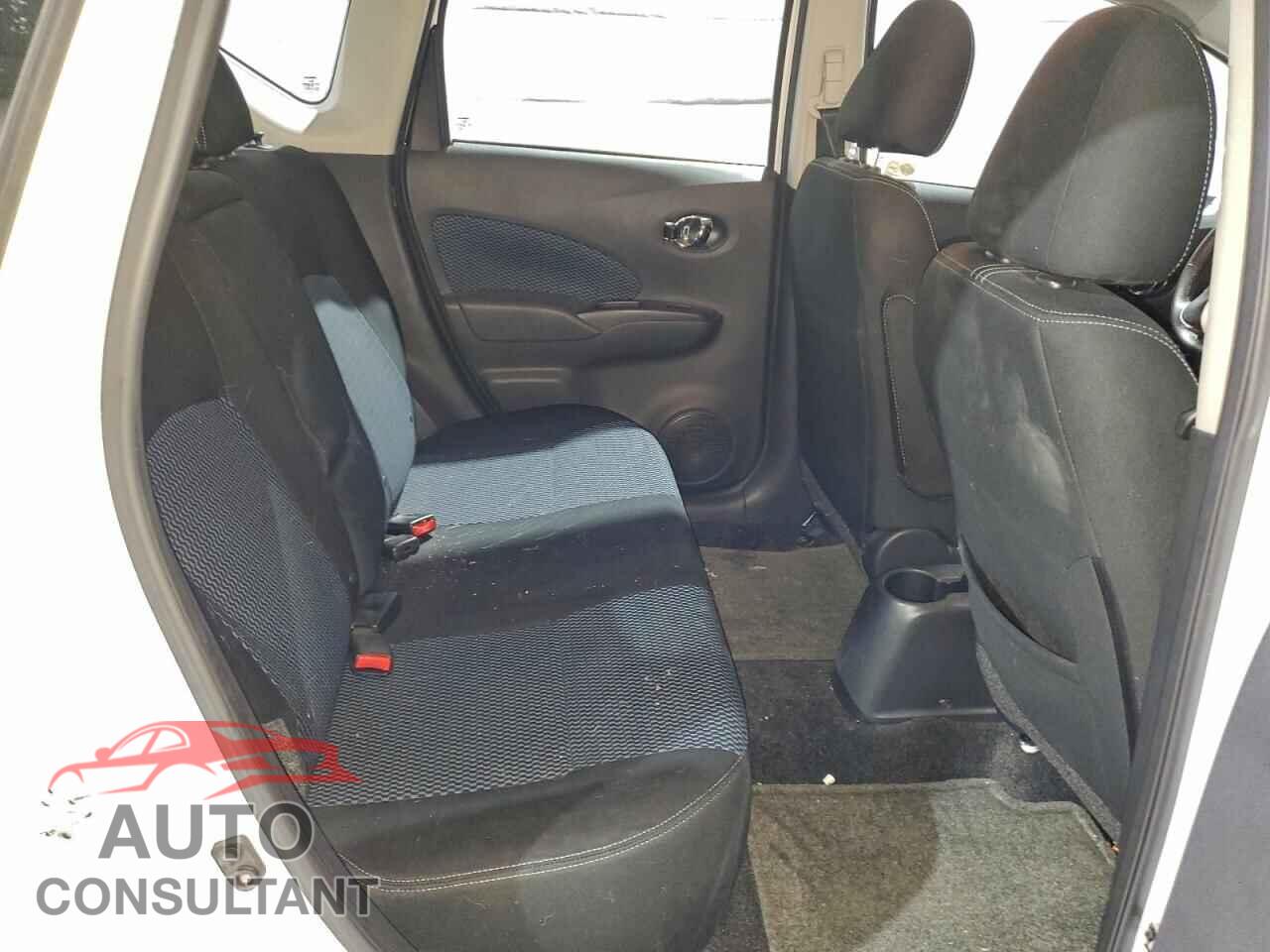 NISSAN VERSA 2017 - 3N1CE2CP3HL381959