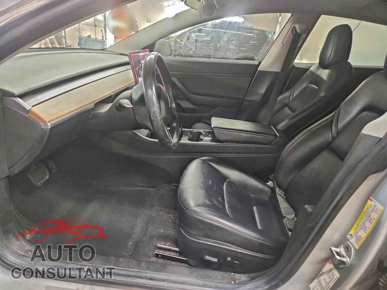 TESLA MODEL 3 2018 - 5YJ3E1EB6JF087663