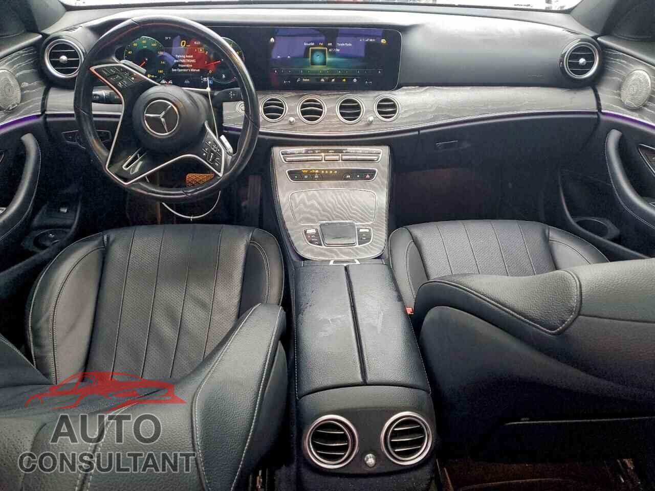 MERCEDES-BENZ E-CLASS 2022 - W1KZF8DB0NB033355