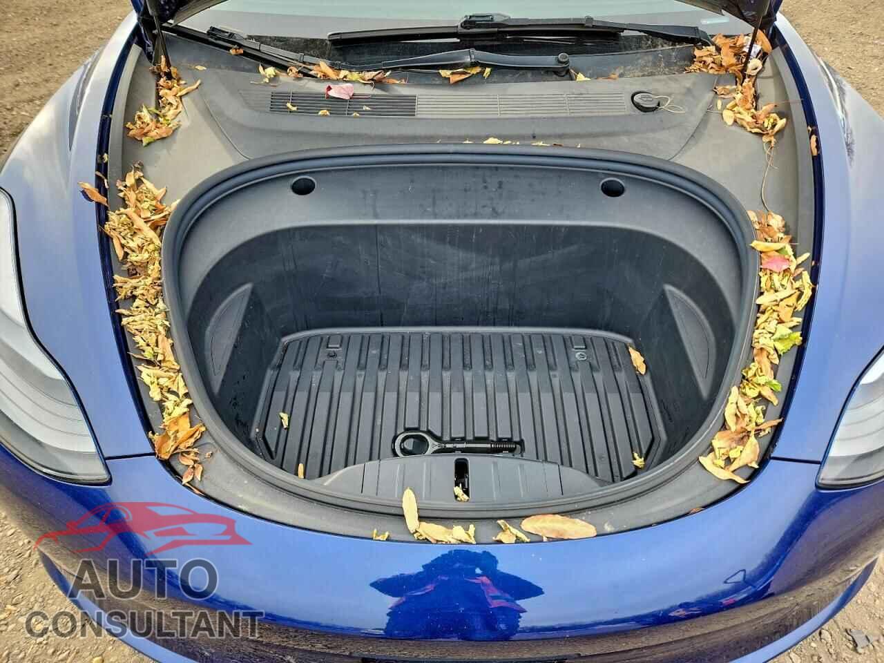 TESLA MODEL 3 2022 - 5YJ3E1EA8NF289904