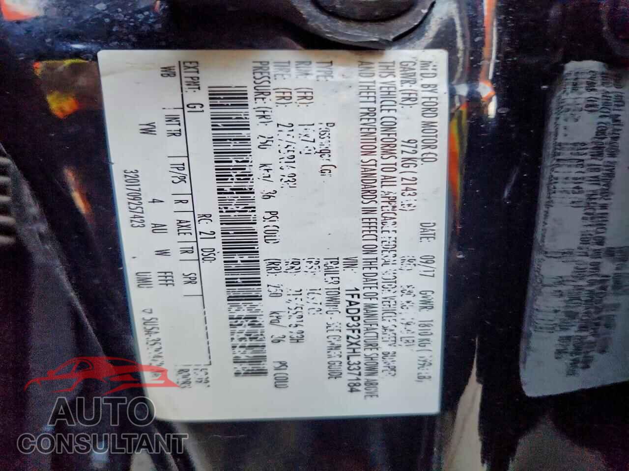 FORD FOCUS 2017 - 1FADP3F2XHL337184