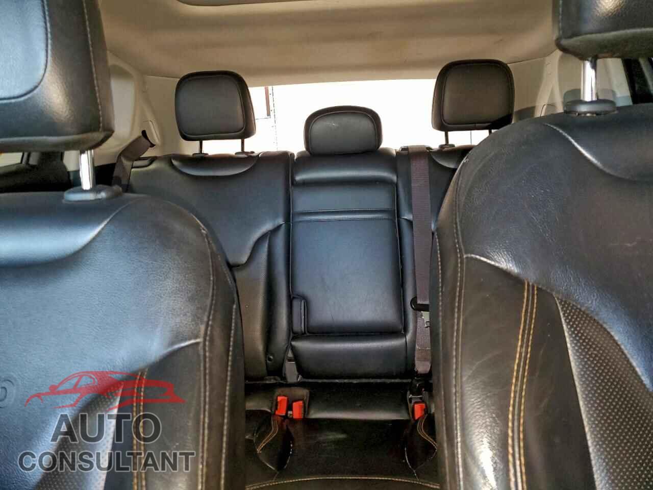 JEEP COMPASS 2019 - 3C4NJDCB7KT594261