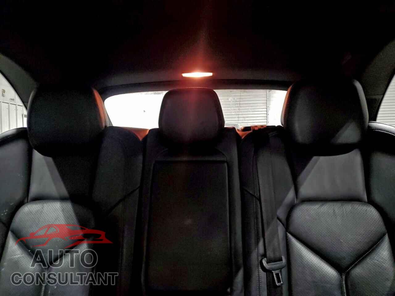 PORSCHE CAYENNE 2013 - WP1AA2A27DLA07320
