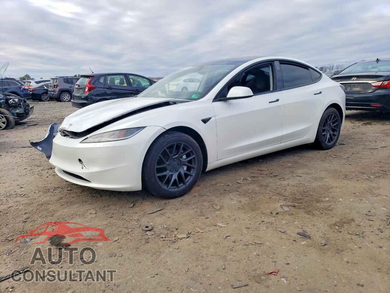 TESLA MODEL 3 2024 - 5YJ3E1EA3RF740436