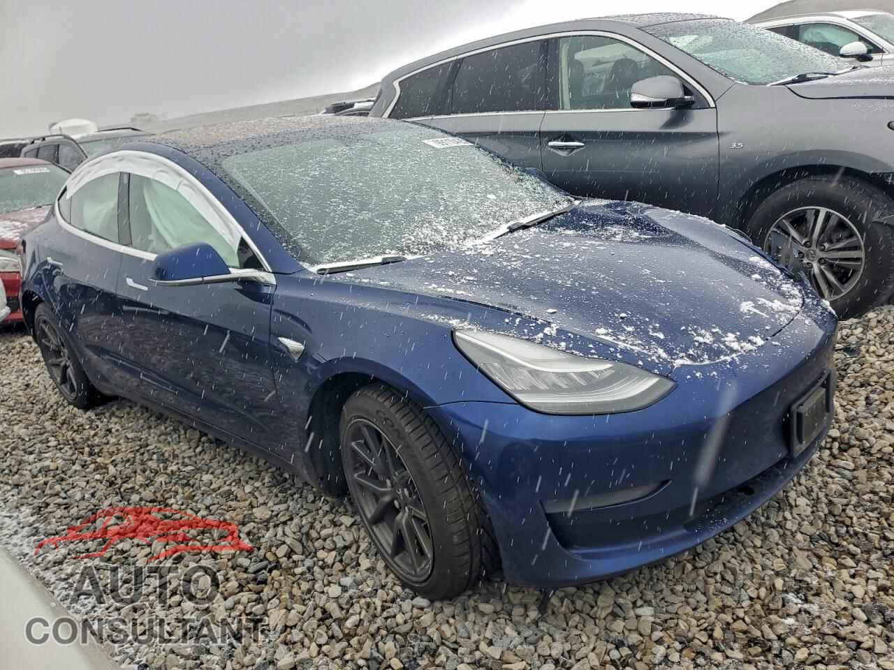 TESLA MODEL 3 2018 - 5YJ3E1EBXJF105243