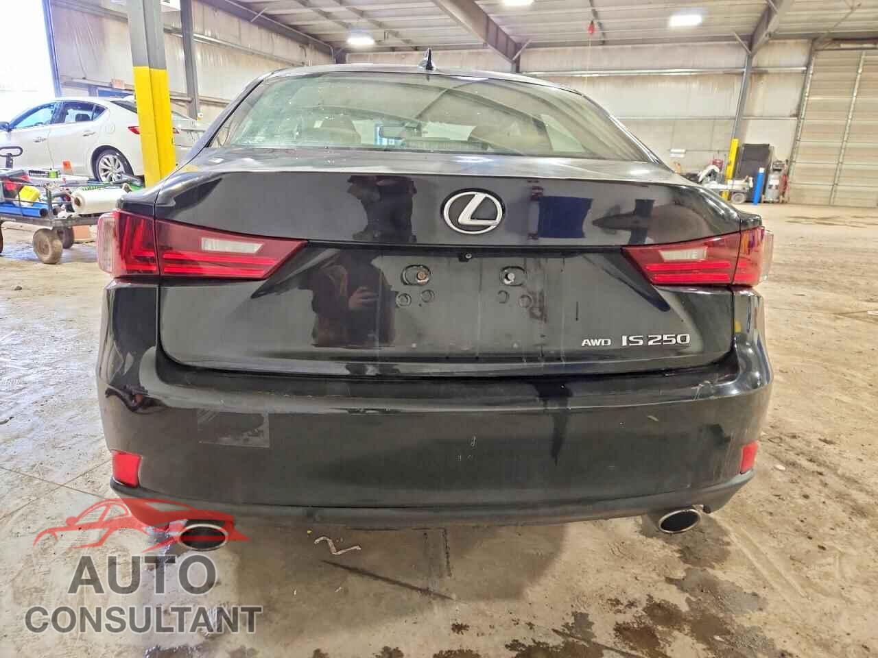 LEXUS IS 2014 - JTHCF1D2XE5006393