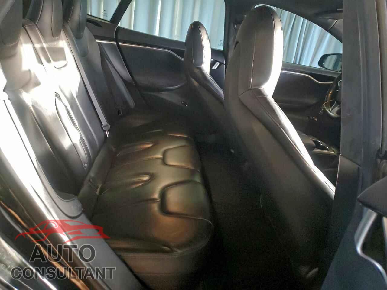 TESLA MODEL S 2015 - 5YJSA1H23FFP73153