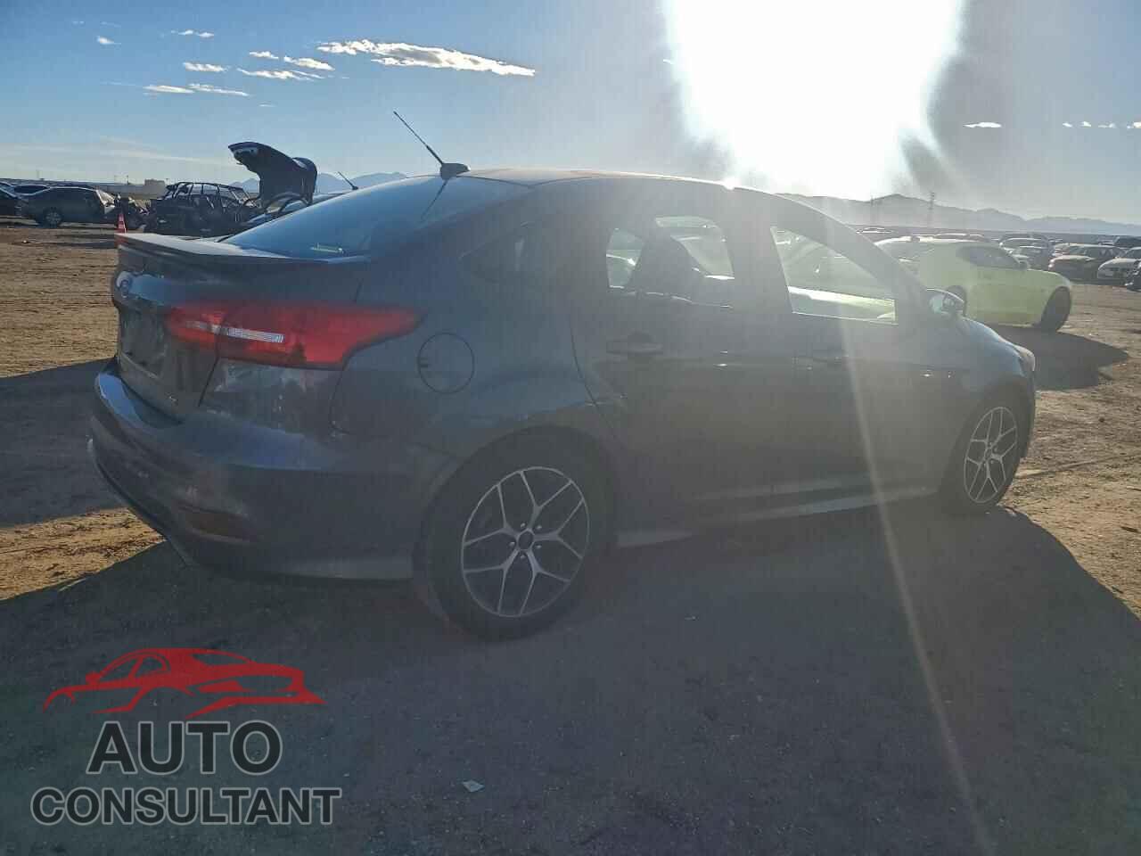 FORD FOCUS 2015 - 1FADP3F29FL221679