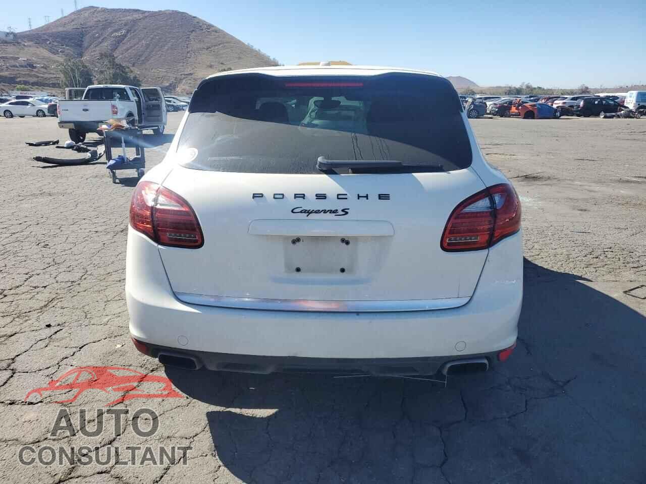 PORSCHE CAYENNE 2011 - WP1AB2A2XBLA53069