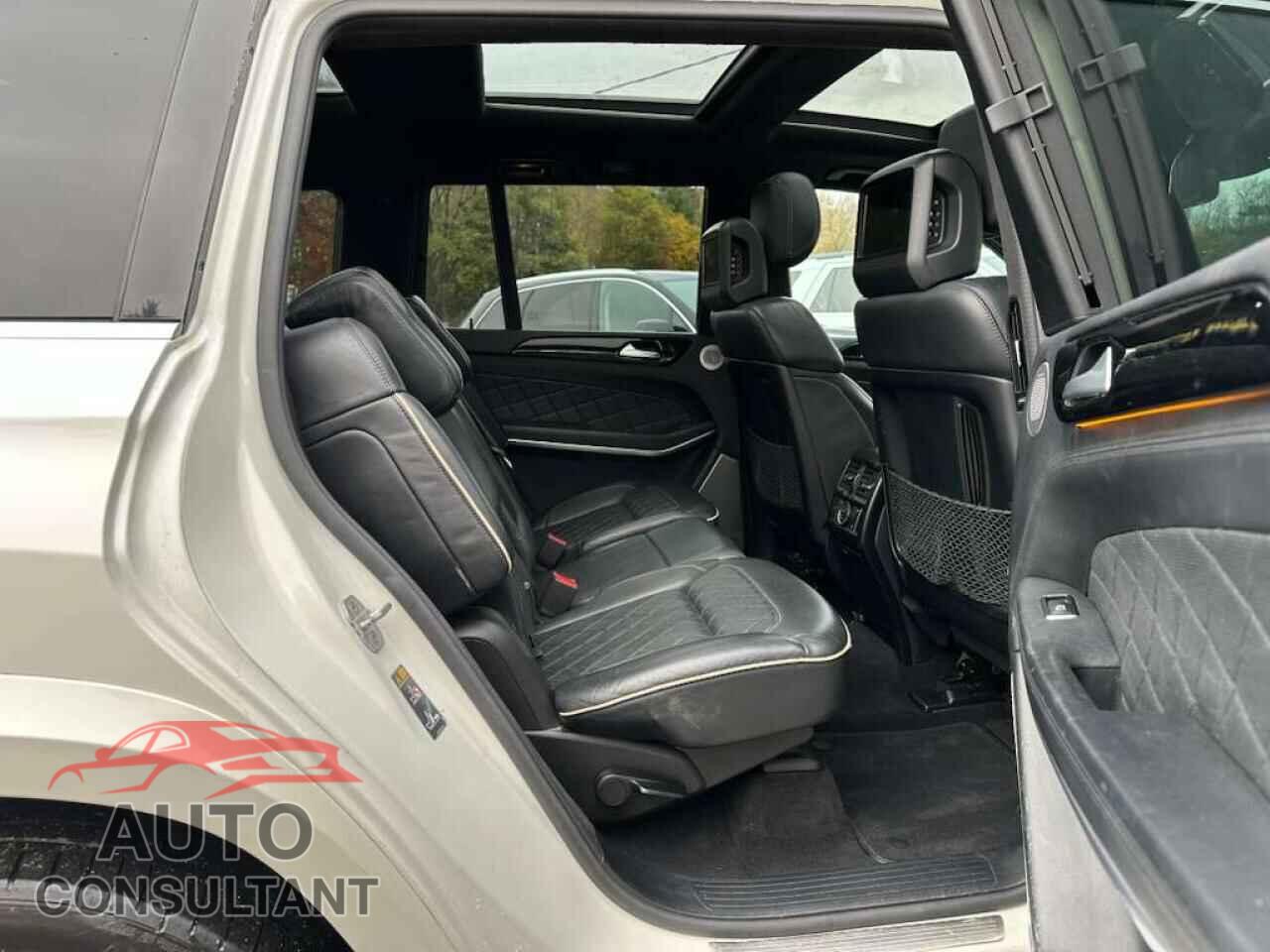 MERCEDES-BENZ GL-CLASS 2013 - 4JGDF7DEXDA213435