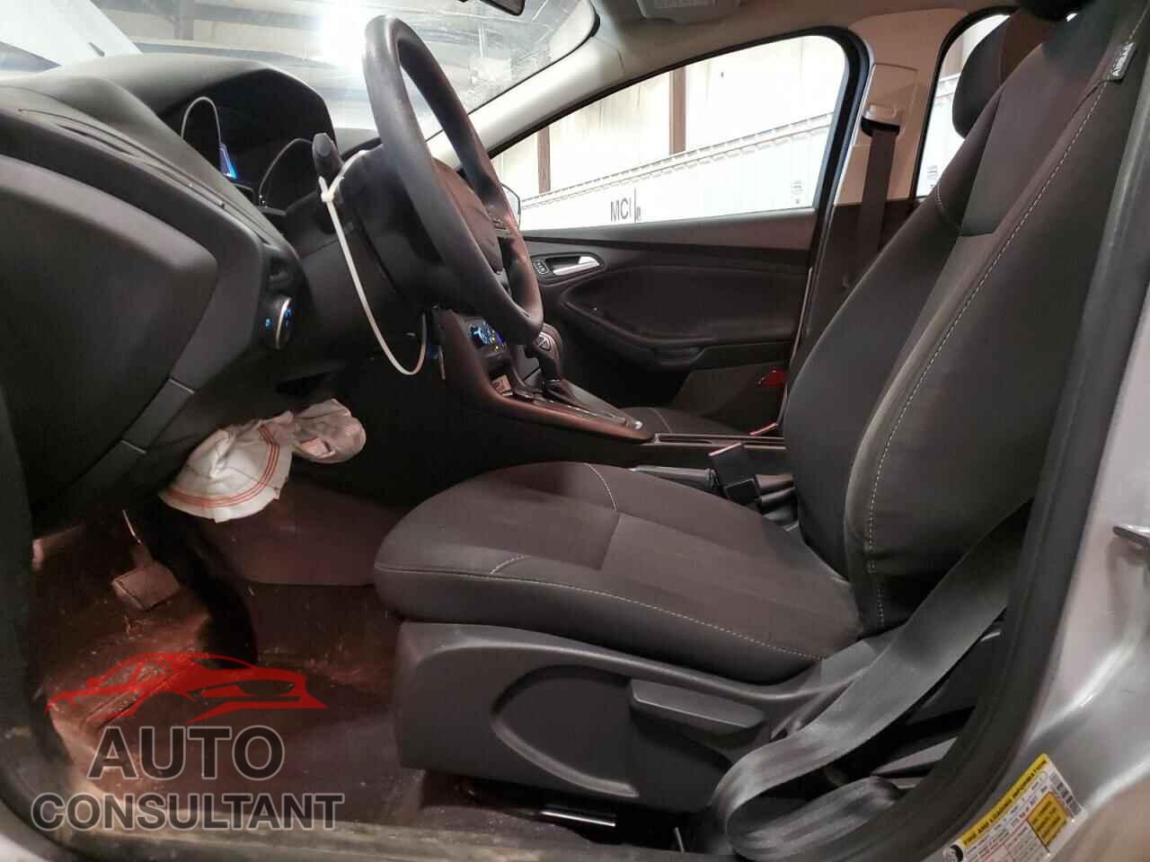 FORD FOCUS 2016 - 1FADP3F27GL359285