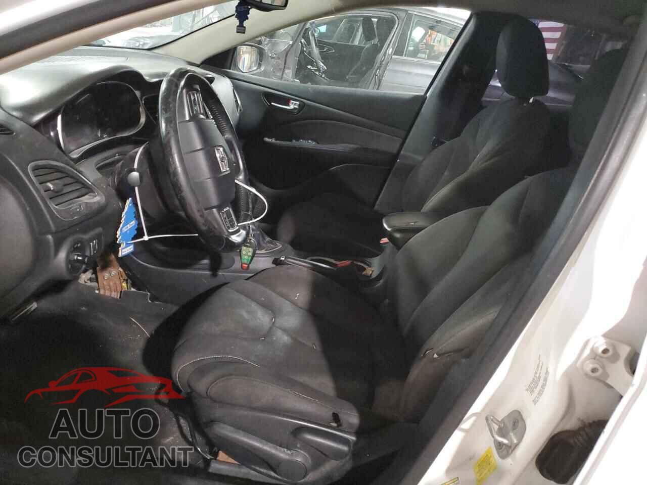 DODGE DART 2013 - 1C3CDFBA0DD303339