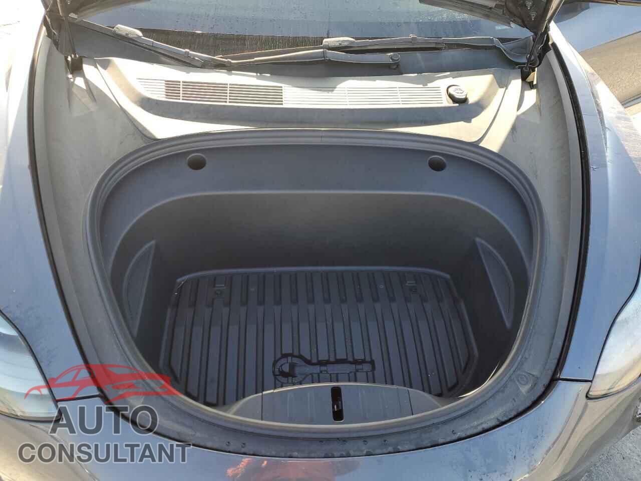 TESLA MODEL 3 2023 - 5YJ3E1EA7PF396400