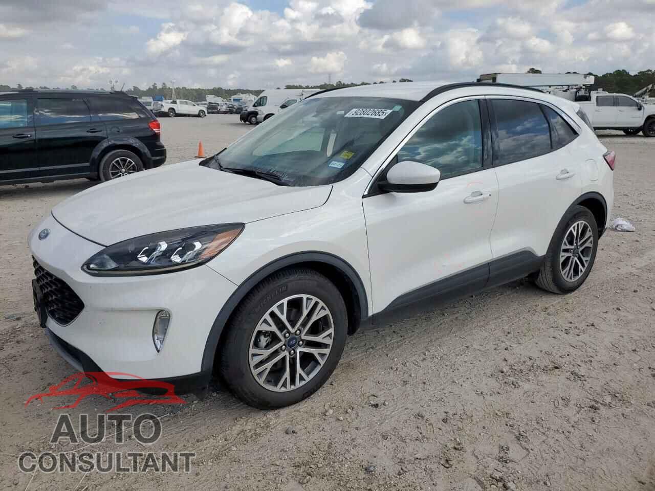 FORD ESCAPE 2020 - 1FMCU0H65LUA31909