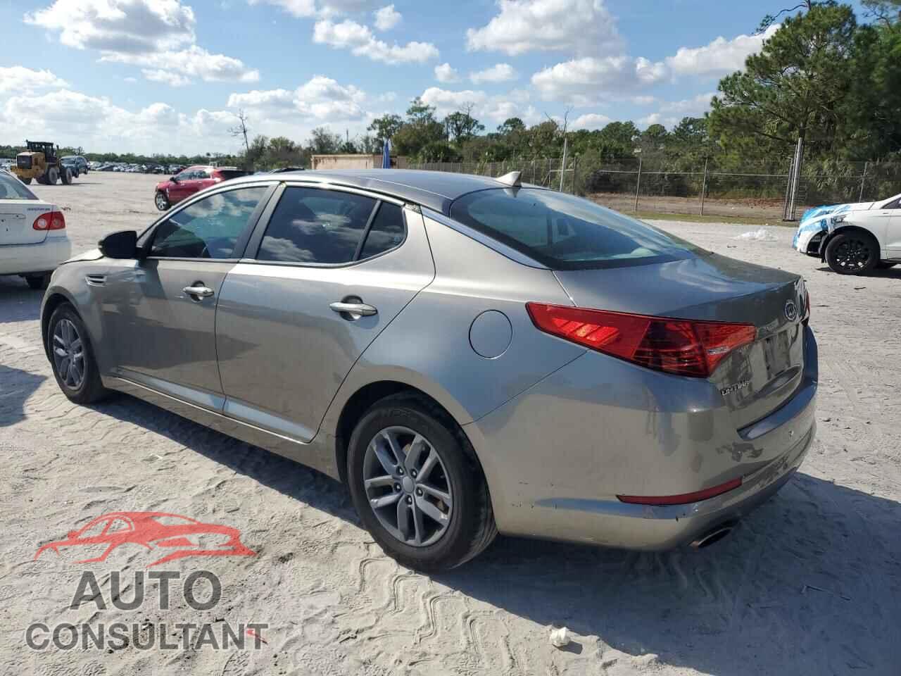 KIA OPTIMA 2012 - 5XXGM4A70CG052575