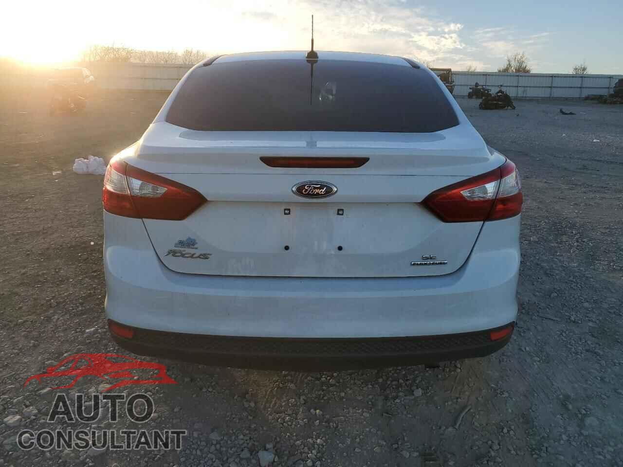FORD FOCUS 2014 - 1FADP3F29EL420228