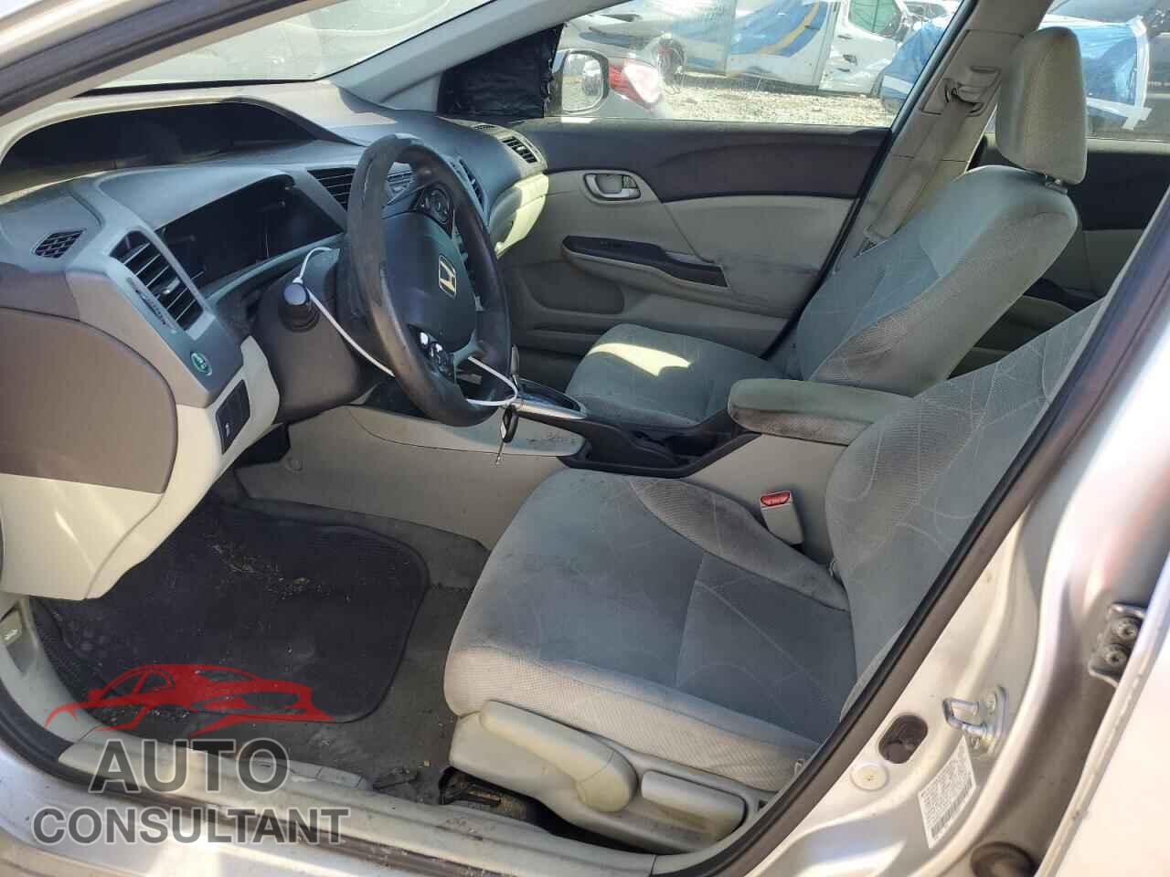 HONDA CIVIC 2012 - 2HGFB2F51CH314132