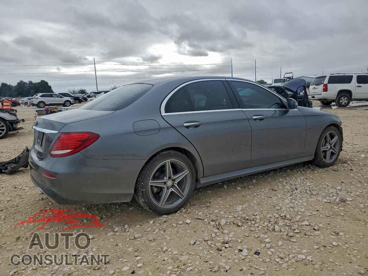 MERCEDES-BENZ E-CLASS 2017 - WDDZF4JB2HA083729