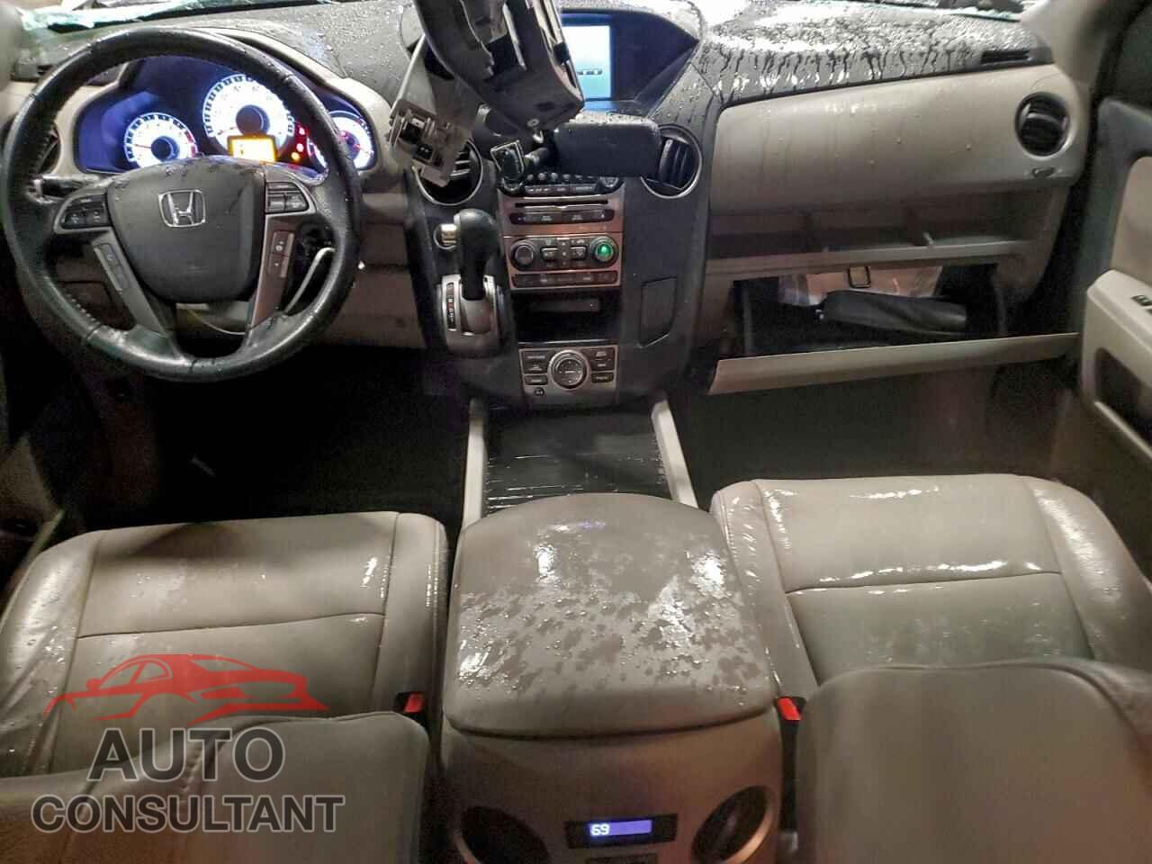 HONDA PILOT 2015 - 5FNYF4H98FB034662