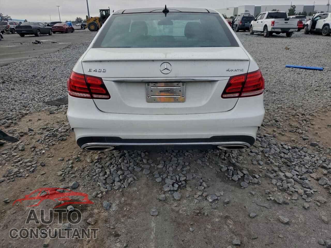MERCEDES-BENZ E-CLASS 2015 - WDDHF6HB9FB101678