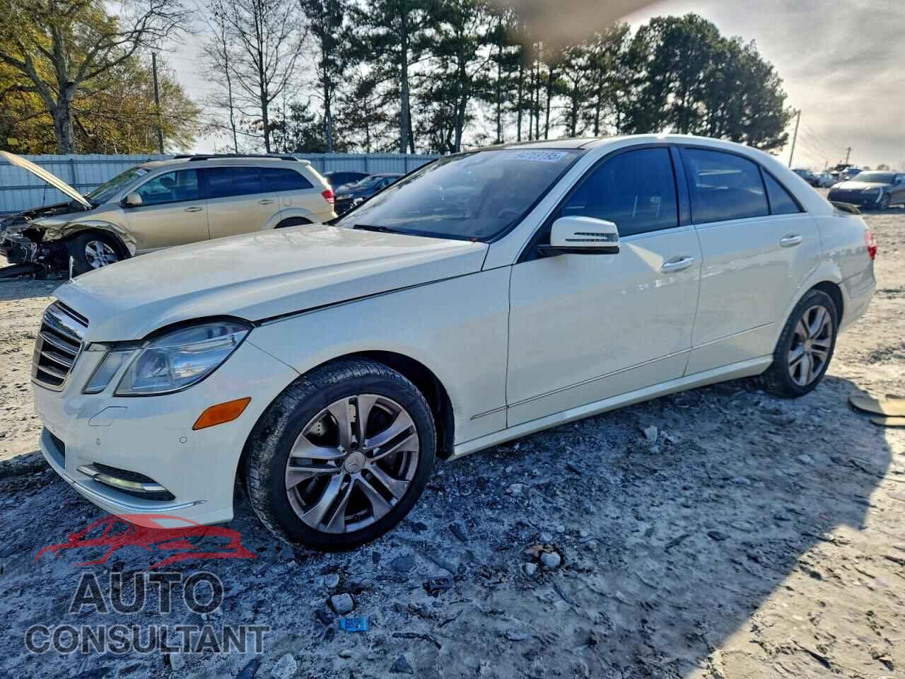 MERCEDES-BENZ E-CLASS 2011 - WDDHF7CB7BA379654