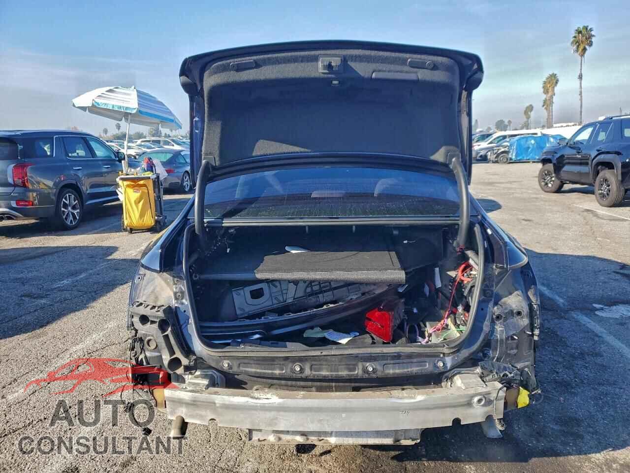 AUDI A6 2019 - WAUL2AF28KN024796